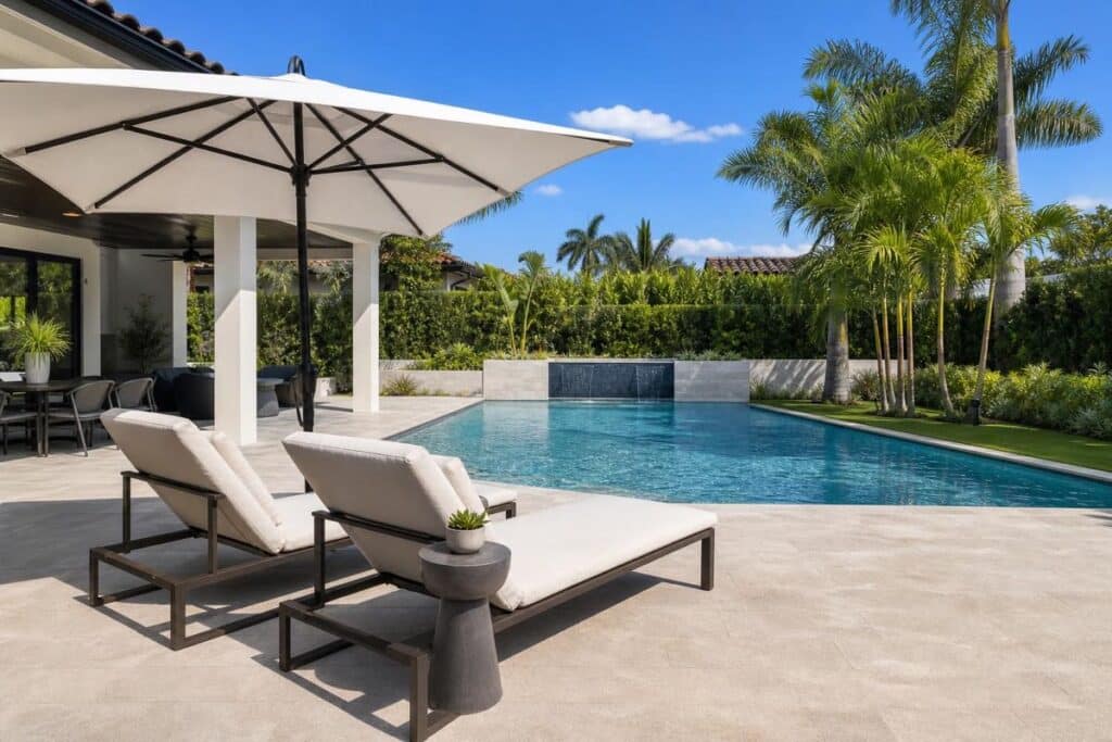 pool deck furniture stays cool Florida